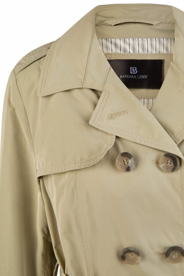 Trench – Bild 3
