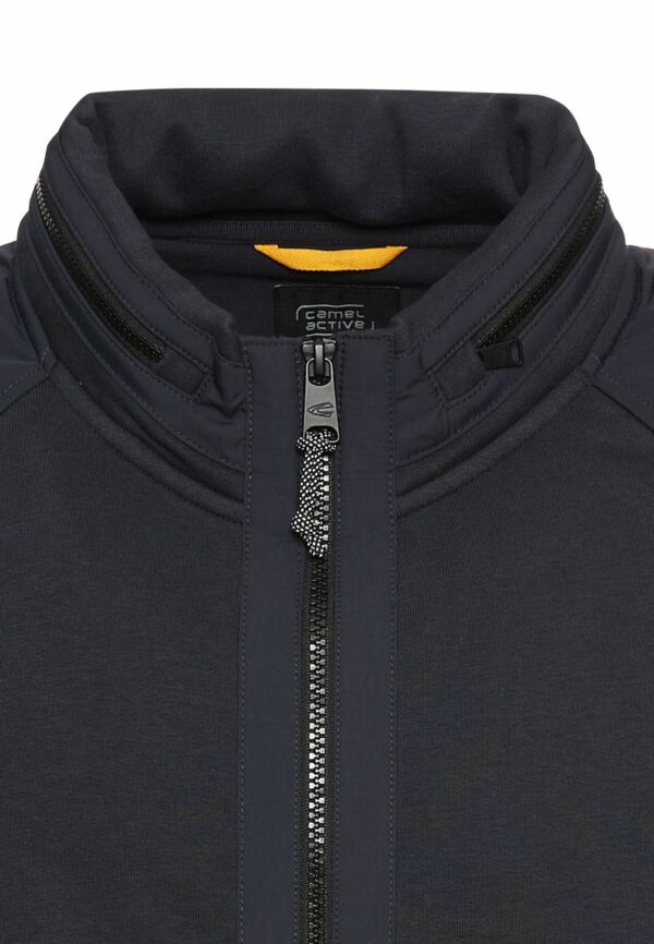 Sweatjacke mit einrollbarer Kapuze – Bild 3